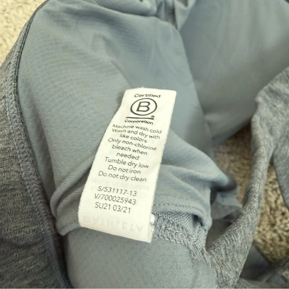 Athleta Ultimate‎ Sports Bra Grey Size Medium